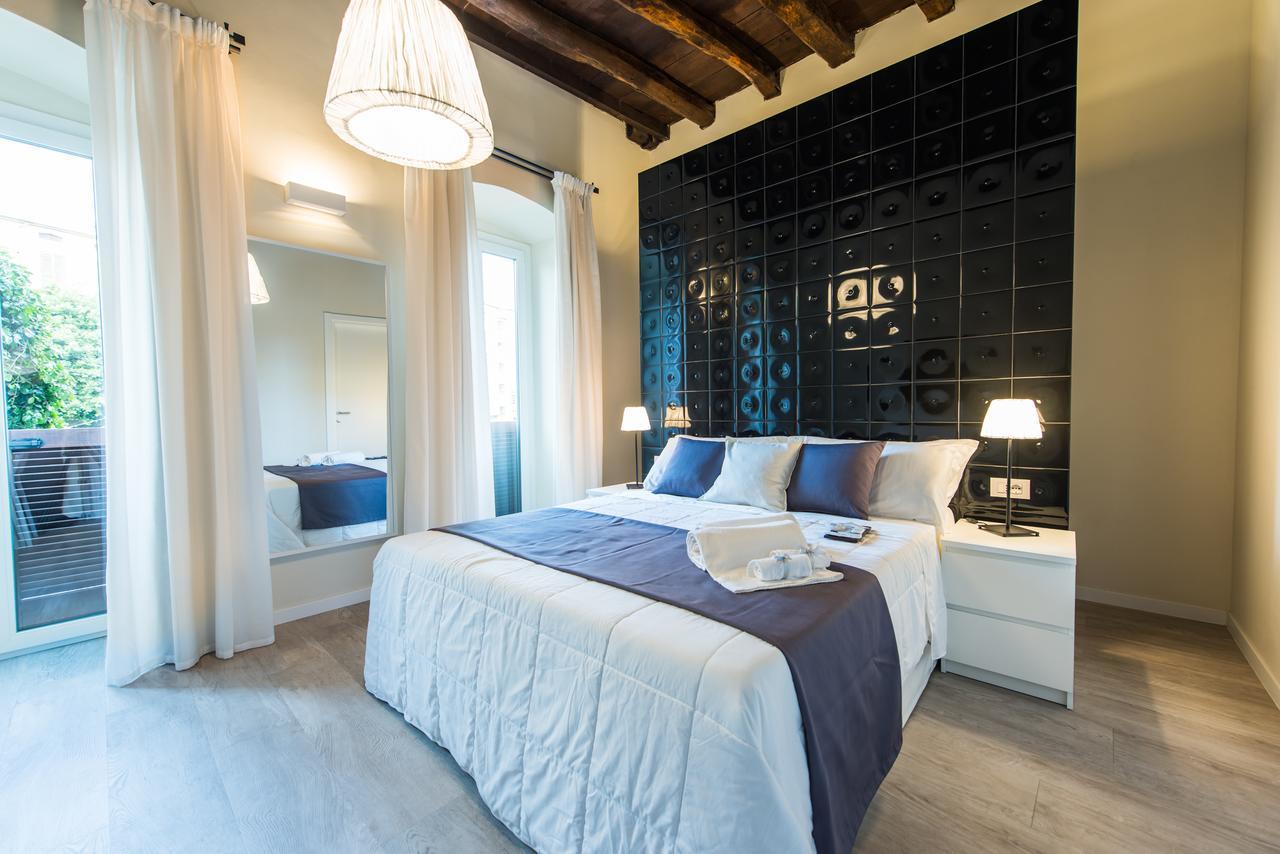 Hotel Luxuryenne Cagliari Exterior foto