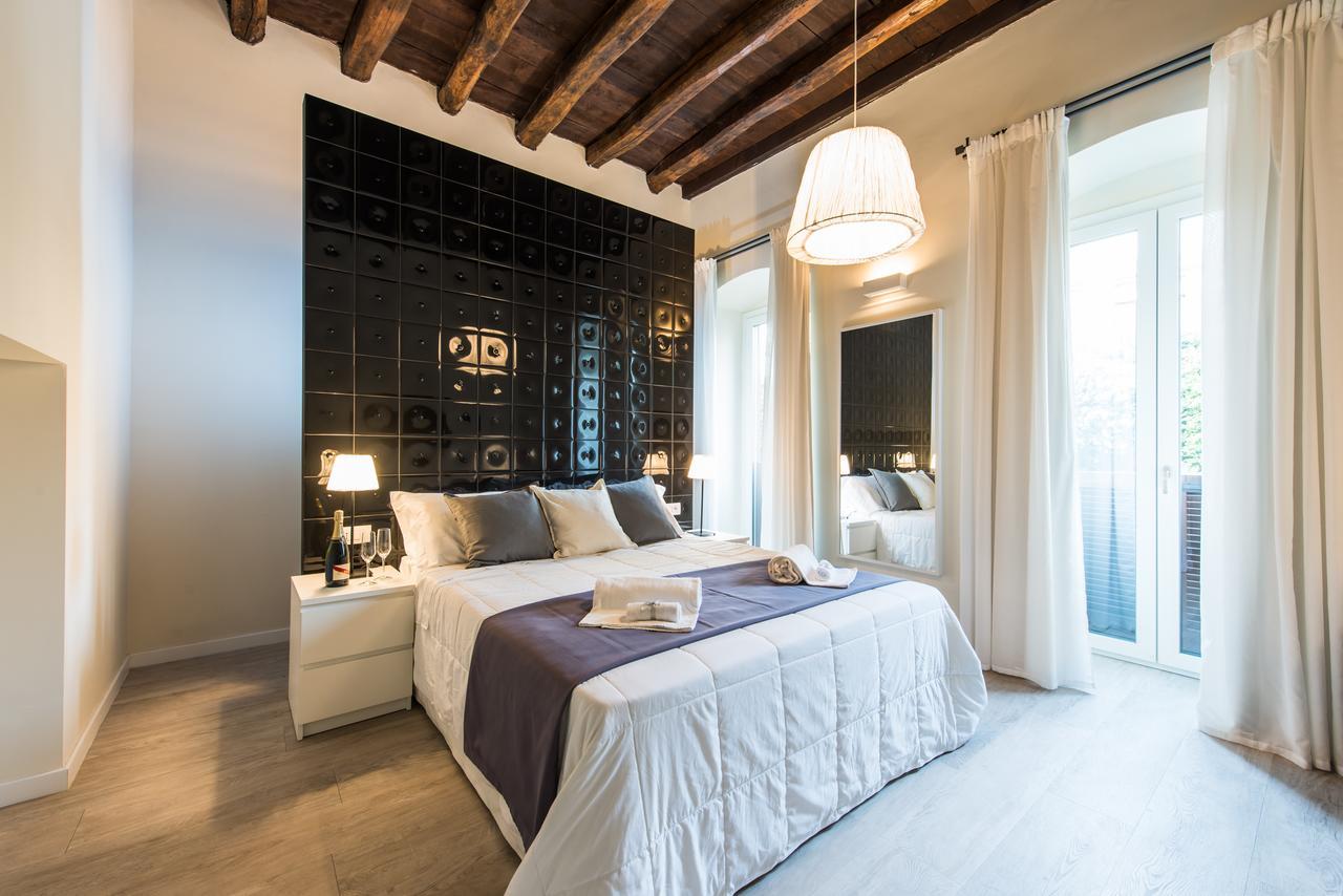 Hotel Luxuryenne Cagliari Exterior foto