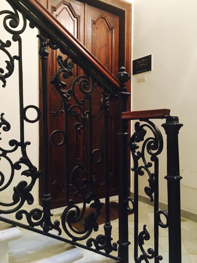 Hotel Luxuryenne Cagliari Exterior foto