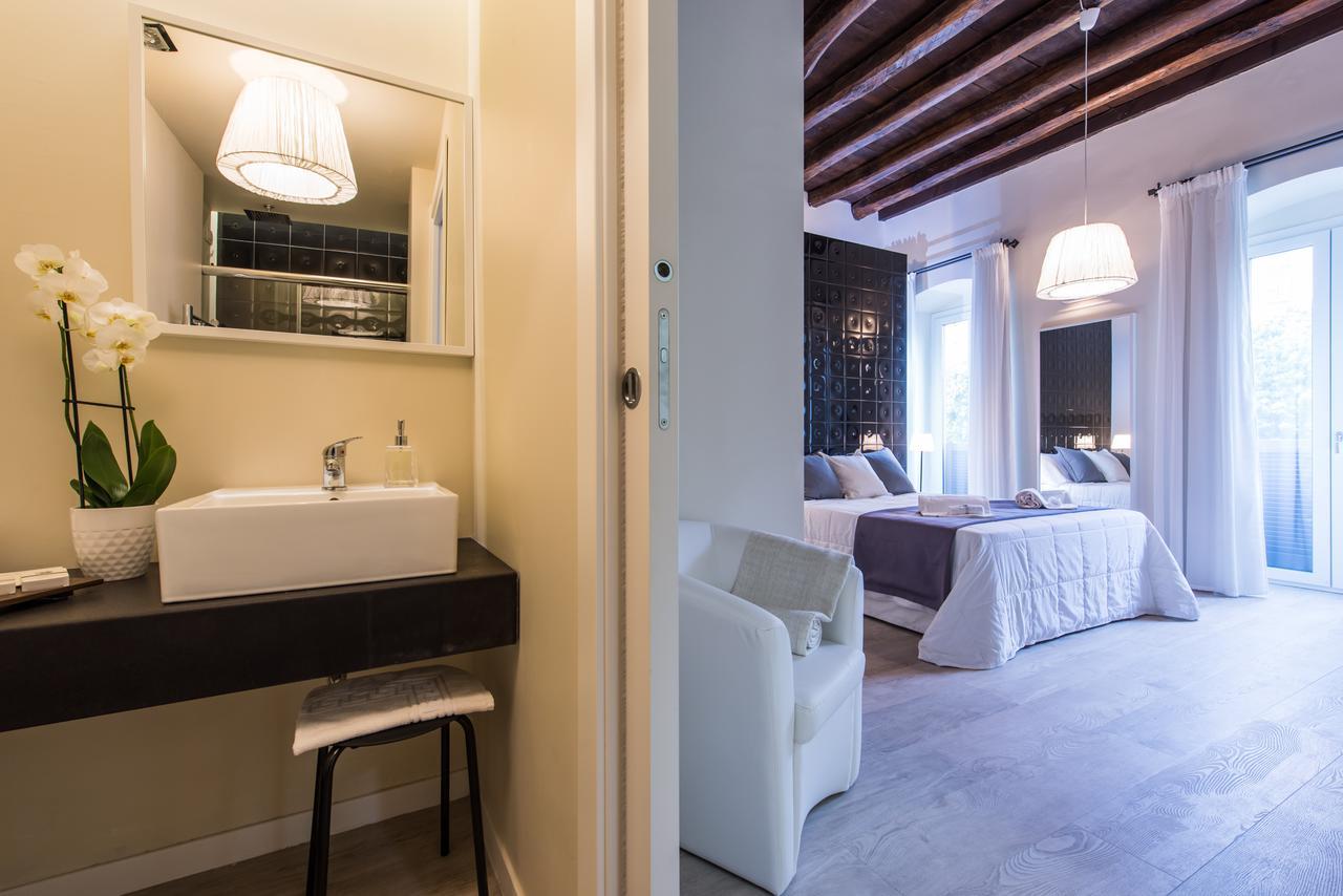 Hotel Luxuryenne Cagliari Exterior foto